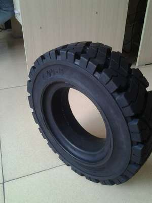 安耐4.00-8實心輪胎