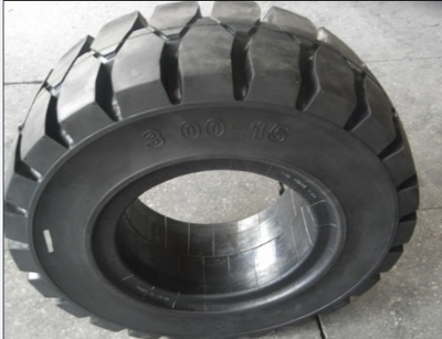 300-15實心輪胎