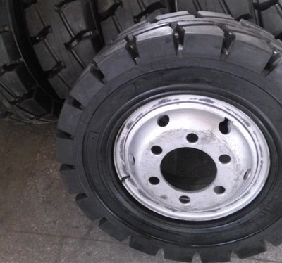 工程機械輪胎供應指南 詳解50裝載機實心輪胎及235-25型號